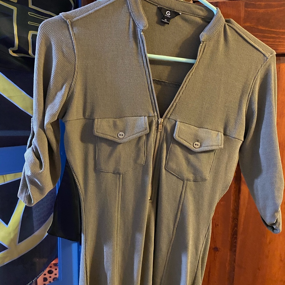 GUESS zip up half sleeve dress with pockets